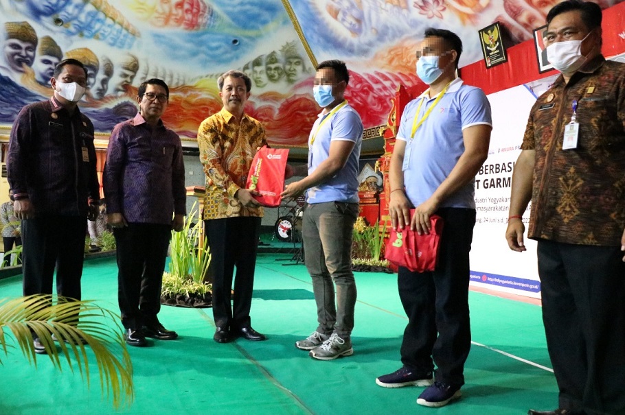 Puluhan WBP Lapas Kerobokan Ikuti Pelatihan Menjahit dari BDI Yogyakarta