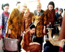 Diklat Batik Tulis Dikunjungi Pengurus Dekranas Pusat