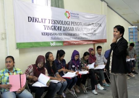 Pelaksanaan Diklat Plastik 2013