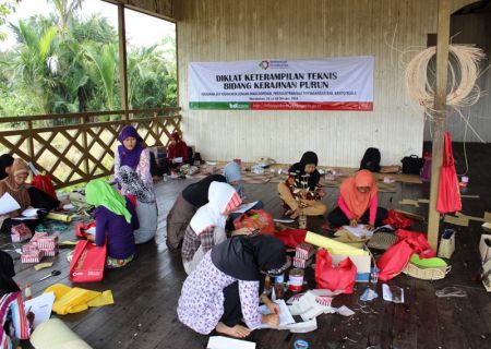 Diklat Keterampilan Teknis Bidang Kerajinan Purun - 3