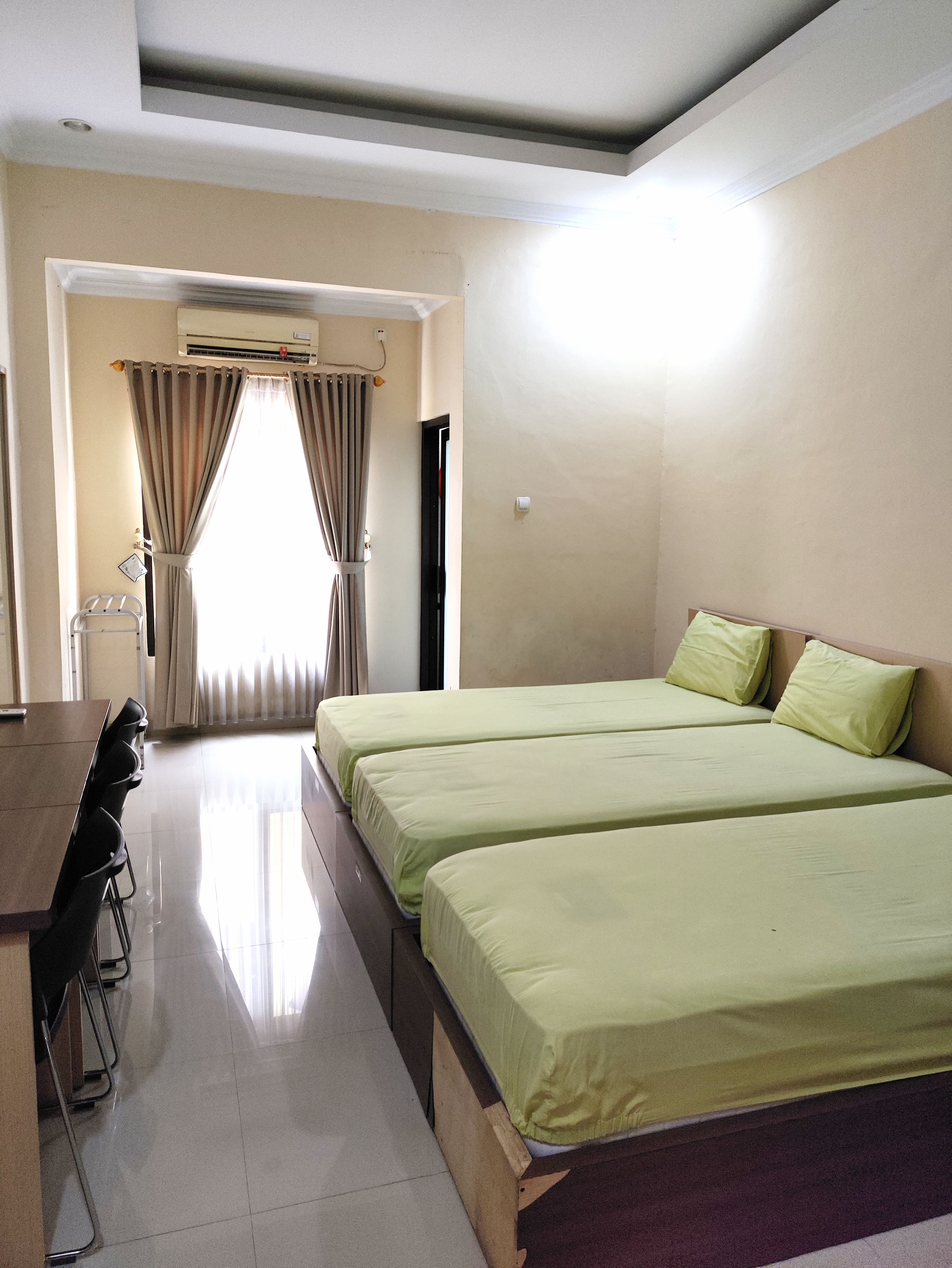 Kamar Inap 3 Bed